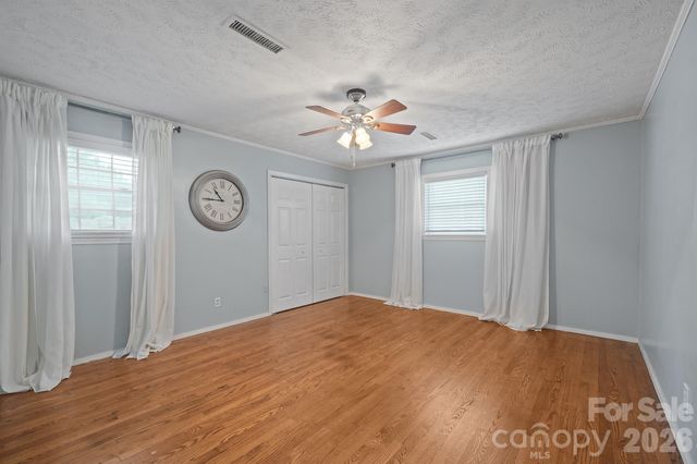 115 Eastwood Park Drive SE, Lenoir, NC 28645