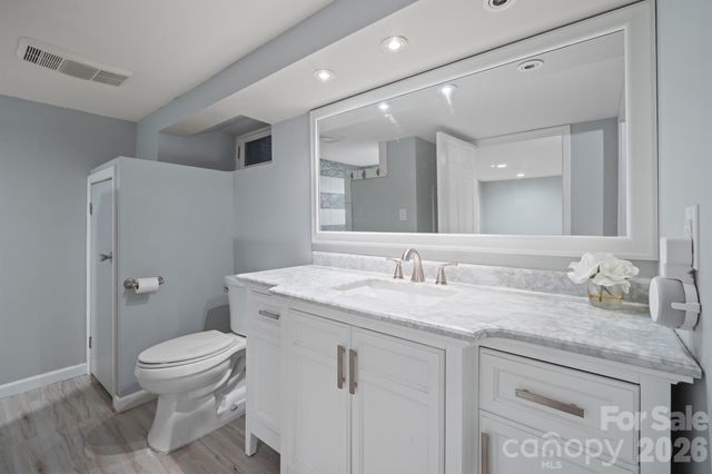 115 Eastwood Park Drive SE, Lenoir, NC 28645