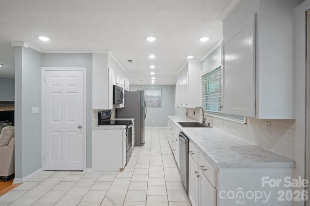115 Eastwood Park Drive SE, Lenoir, NC 28645