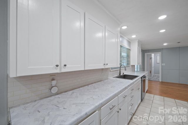 115 Eastwood Park Drive SE, Lenoir, NC 28645
