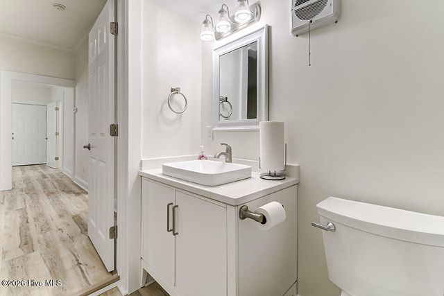 709 S 10th Street, Wilmington, NC 28401