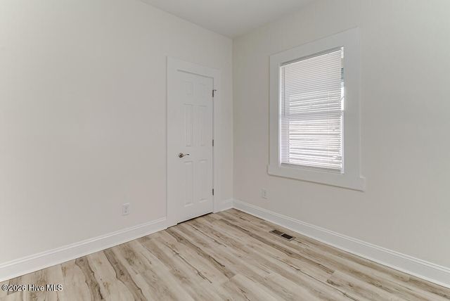 709 S 10th Street, Wilmington, NC 28401