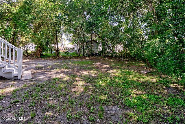 709 S 10th Street, Wilmington, NC 28401