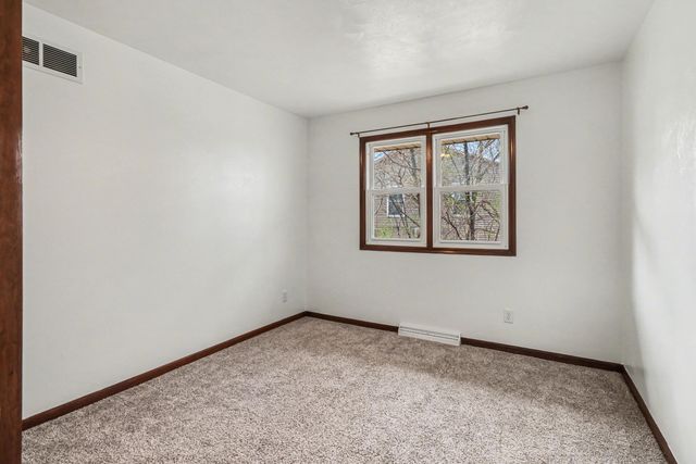 5381 Thayer Avenue, Kalamazoo, MI 49004