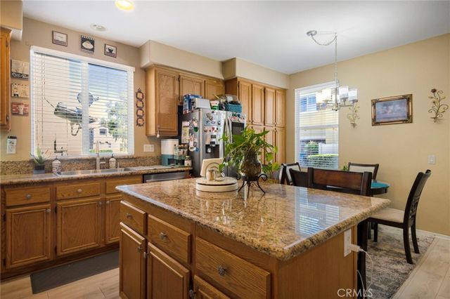37241 Galileo Lane, Murrieta, CA 92563