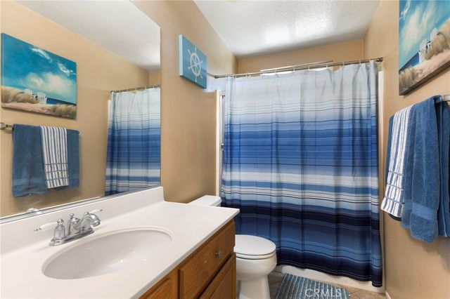 37241 Galileo Lane, Murrieta, CA 92563
