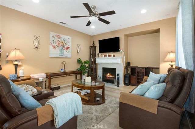 37241 Galileo Lane, Murrieta, CA 92563