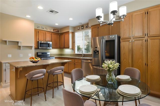 37241 Galileo Lane, Murrieta, CA 92563