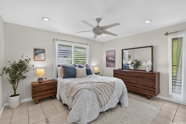 633 Keolu Drive, Kailua, HI 96734