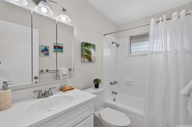 633 Keolu Drive, Kailua, HI 96734