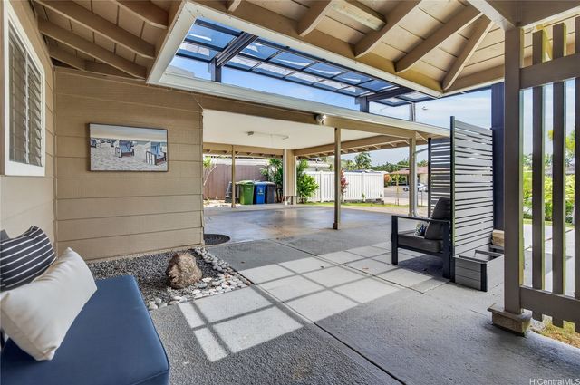 633 Keolu Drive, Kailua, HI 96734
