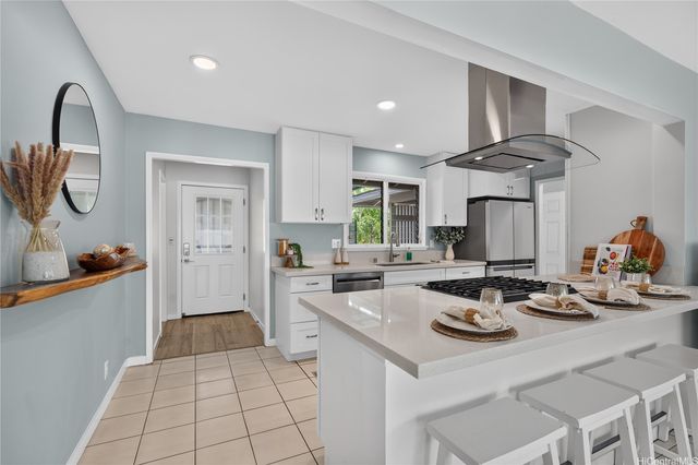 633 Keolu Drive, Kailua, HI 96734