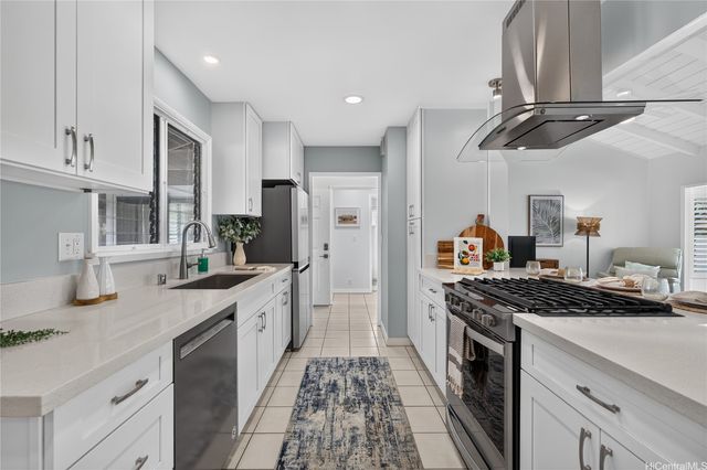 633 Keolu Drive, Kailua, HI 96734