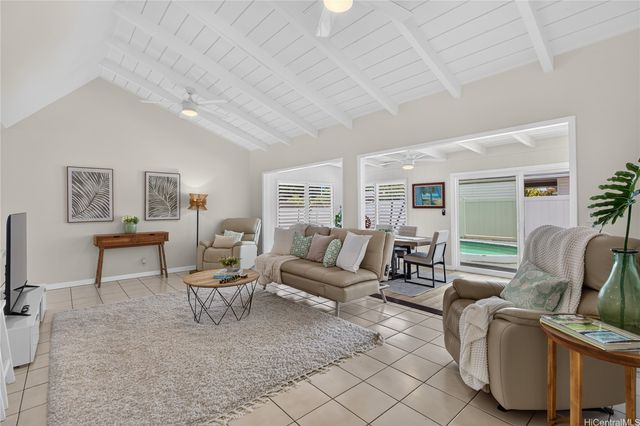 633 Keolu Drive, Kailua, HI 96734