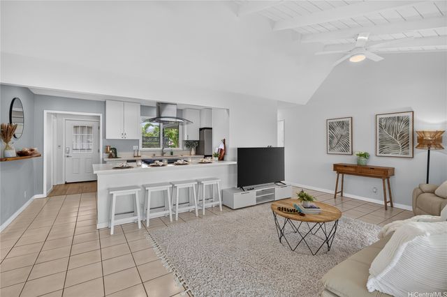 633 Keolu Drive, Kailua, HI 96734