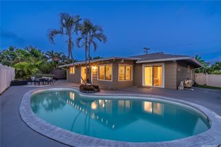633 Keolu Drive, Kailua, HI 96734