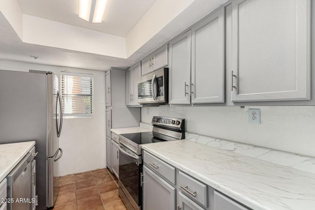 7502 E THOMAS Road 110, Scottsdale, AZ 85251