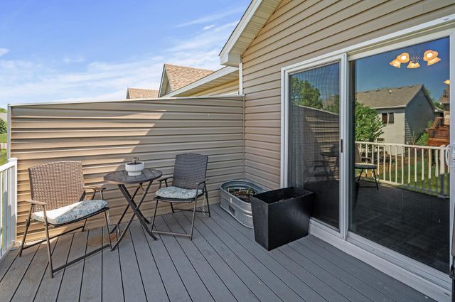 8555 Gateway Circle, Monticello, MN 55362