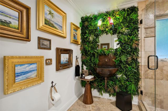 145 BAY POINT DRIVE NE, St Petersburg, FL 33704