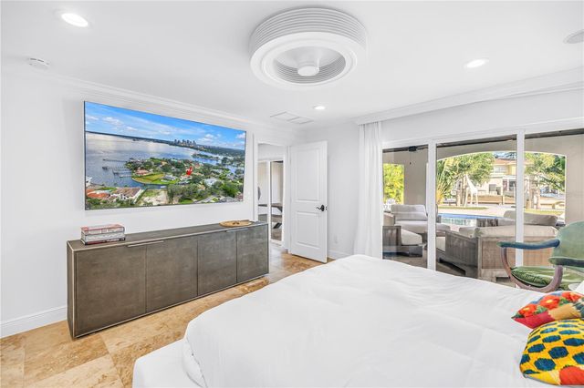 145 BAY POINT DRIVE NE, St Petersburg, FL 33704