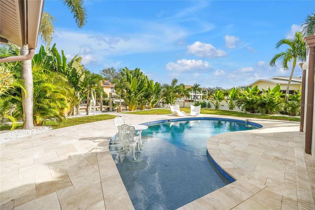 145 BAY POINT DRIVE NE, St Petersburg, FL 33704