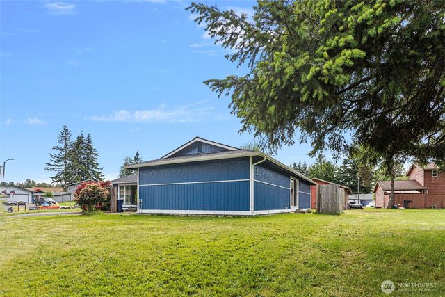 9719 5th Street NE, Lake Stevens, WA 98258