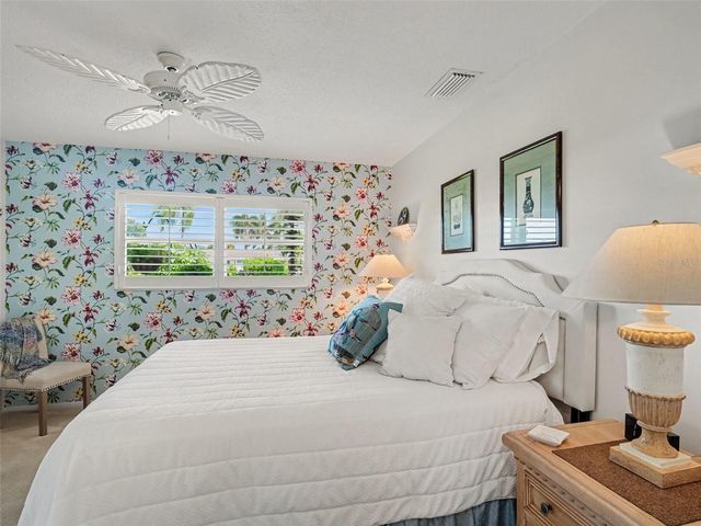 6818 11TH AVENUE W, Bradenton, FL 34209