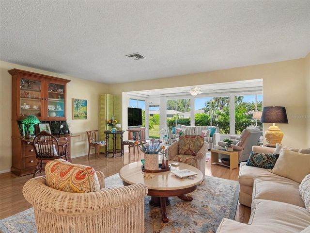 6818 11TH AVENUE W, Bradenton, FL 34209