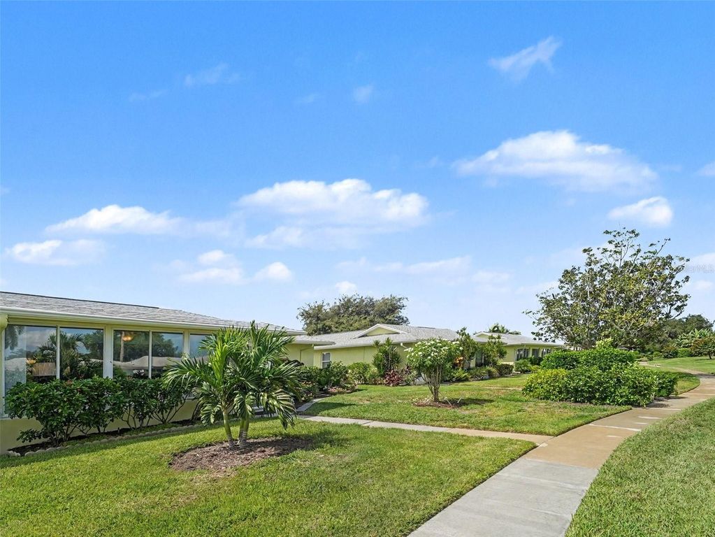 Image 22 of property listing at 6818 11TH AVENUE W, Bradenton, FL 34209