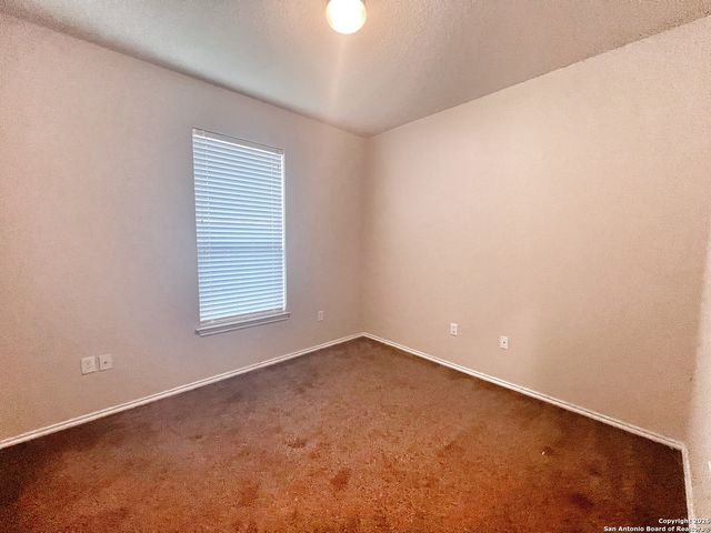 565 Creekside Circle, New Braunfels, TX 78130