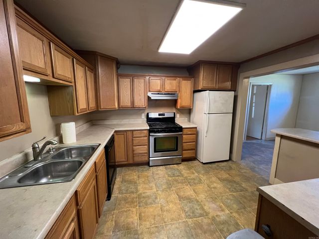 1408 Tulip Ave, Searcy, AR 72143