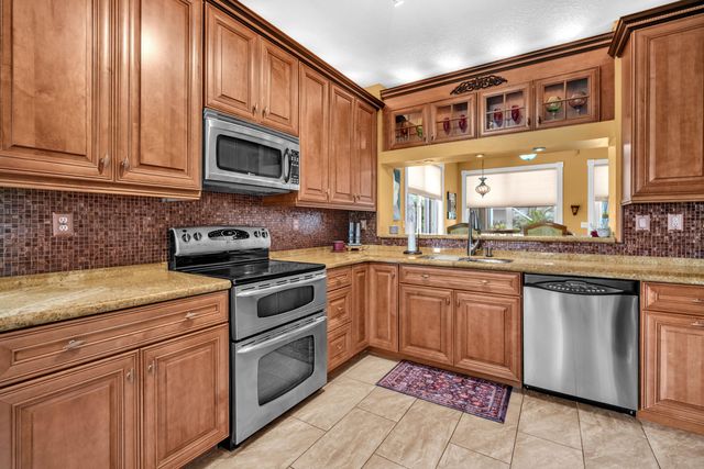 1888 SW 53rd Avenue, Plantation, FL 33317
