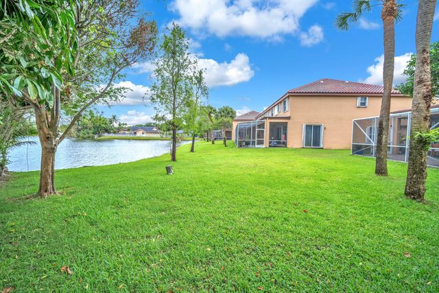 1888 SW 53rd Avenue, Plantation, FL 33317