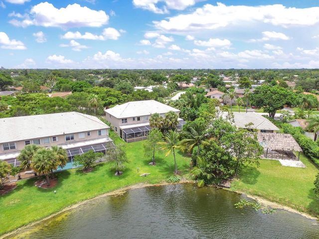 1888 SW 53rd Avenue, Plantation, FL 33317