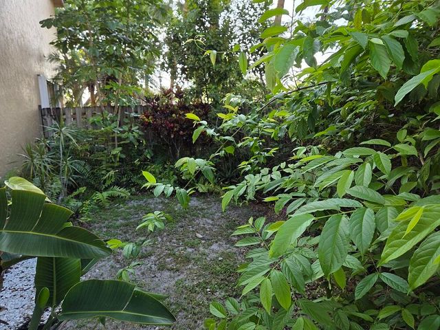 1888 SW 53rd Avenue, Plantation, FL 33317
