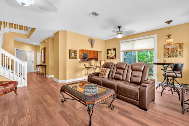 1888 SW 53rd Avenue, Plantation, FL 33317