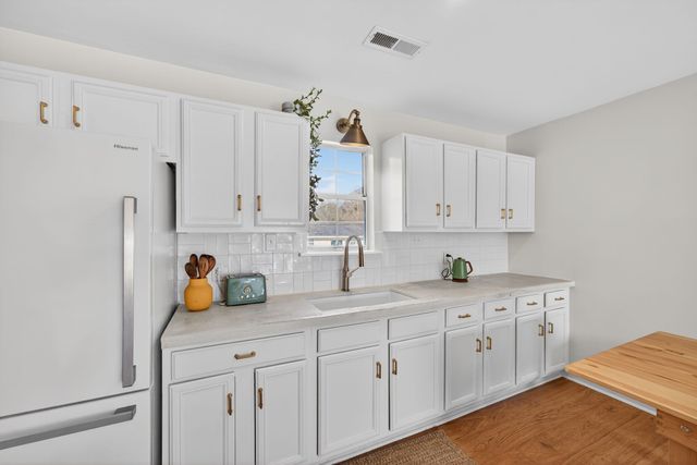 1912 Cherry St, Columbia, TN 38401