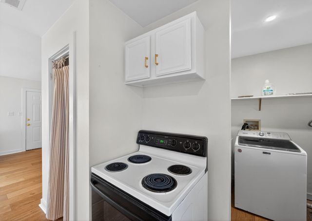 1912 Cherry St, Columbia, TN 38401