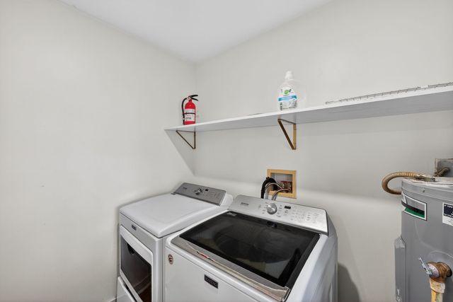 1912 Cherry St, Columbia, TN 38401