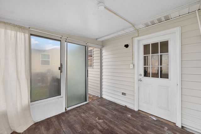 1912 Cherry St, Columbia, TN 38401