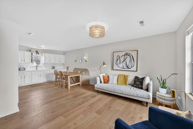 1912 Cherry St, Columbia, TN 38401