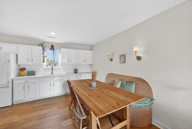 1912 Cherry St, Columbia, TN 38401