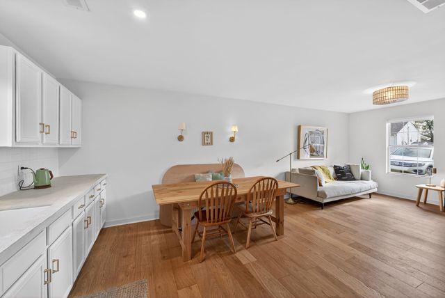 1912 Cherry St, Columbia, TN 38401