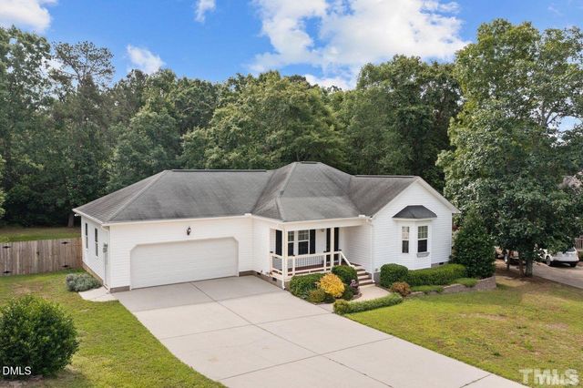 114 New River Court, Angier, NC 27501