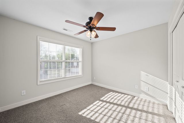 713 W Accipiter Cir, Clarksville, TN 37043