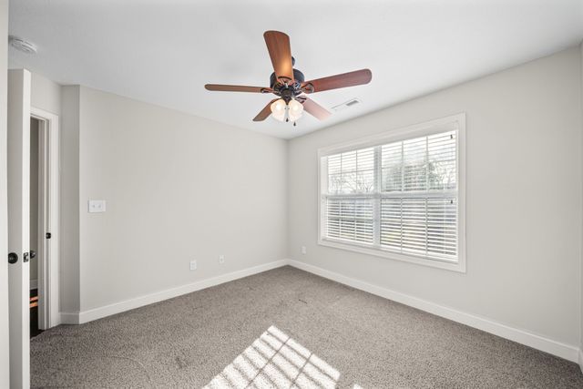 713 W Accipiter Cir, Clarksville, TN 37043