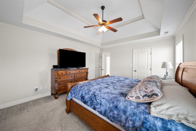 713 W Accipiter Cir, Clarksville, TN 37043