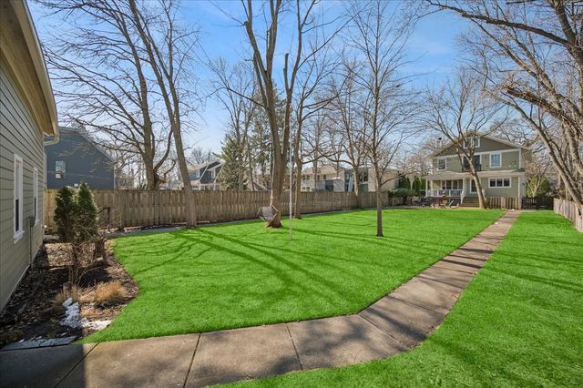 814 Park Avenue, Wilmette, IL 60091