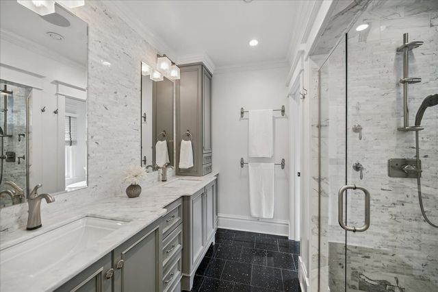814 Park Avenue, Wilmette, IL 60091