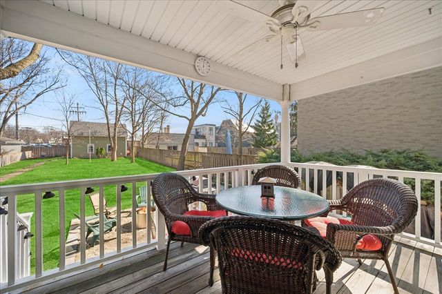 814 Park Avenue, Wilmette, IL 60091